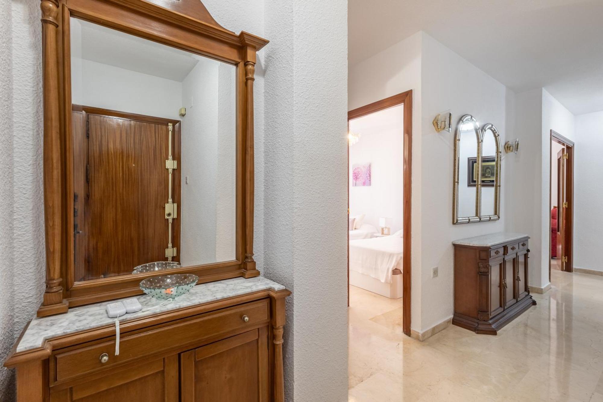 Dreaming Apartment Dona Luisa - Free Parking Granada Luaran gambar